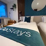 Costays - Apartment 3*