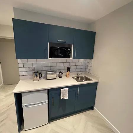Costays - Apartment 3*